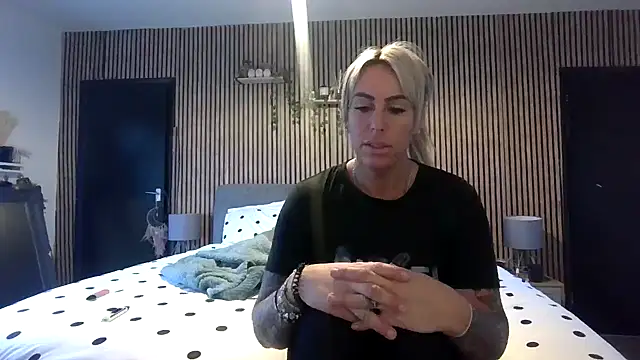 poppyinga1 online show from 11, 1, 2026