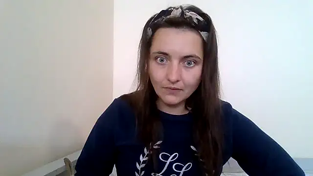 Snapshot of DInaraXRose chatting on 14, 9, 2025 DInaraXRose online show from 14, 9, 2025