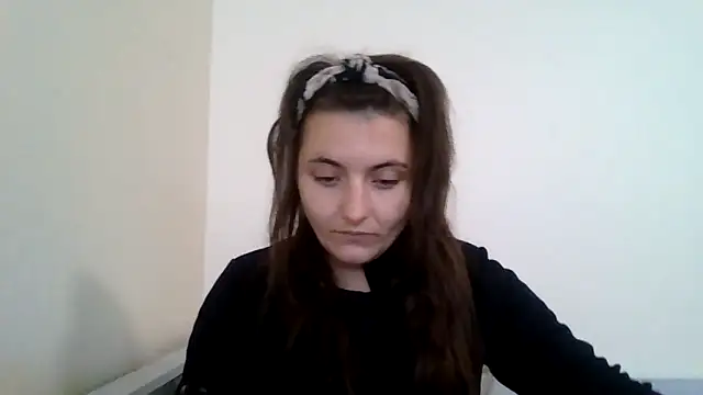 Snapshot of DInaraXRose chatting on 15, 9, 2025 DInaraXRose online show from 15, 9, 2025