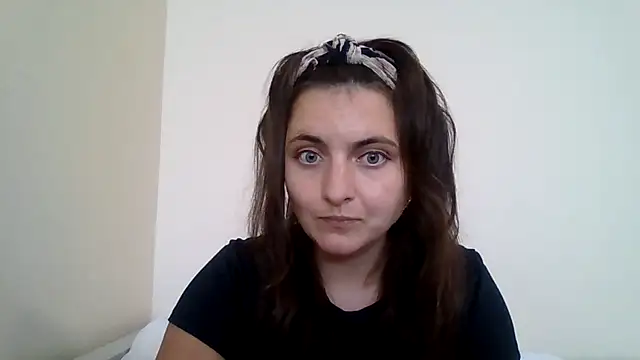 Snapshot of DInaraXRose chatting on 19, 9, 2025 DInaraXRose online show from 19, 9, 2025