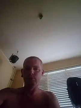 Snapshot of piercingpik chatting on 23, 6, 2026 piercingpik online show from 23, 6, 2026