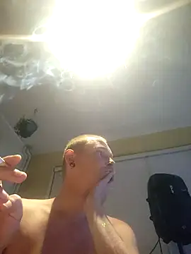 Snapshot of piercingpik chatting on 1, 7, 2026 piercingpik online show from 1, 7, 2026