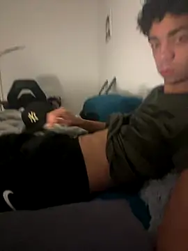 Snapshot of Ryan_12xX chatting on 27, 9, 2025 Ryan 12xX online show from 27, 9, 2025