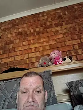 wallacelegend online show from 23, 9, 2025