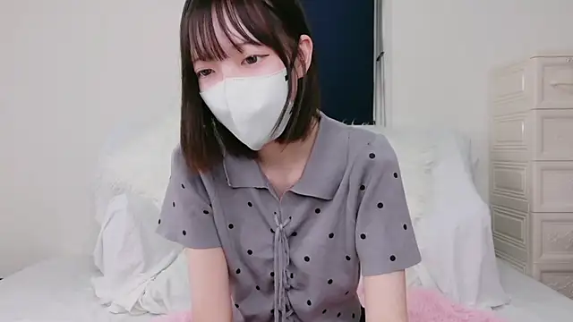 Snapshot of Azusa_128 chatting on 2, 10, 2025 Azusa 128 online show from 2, 10, 2025