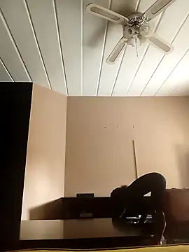 RFeltomWhitJ online show from 19, 10, 2025