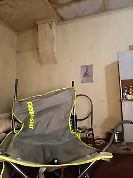 RFeltomWhitJ online show from 21, 10, 2025