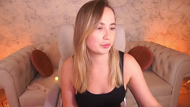 SofieBloom online show from 3, 11, 2025