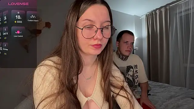 Snapshot of wwow_meow chatting on 4, 10, 2025 wwow meow online show from 4, 10, 2025