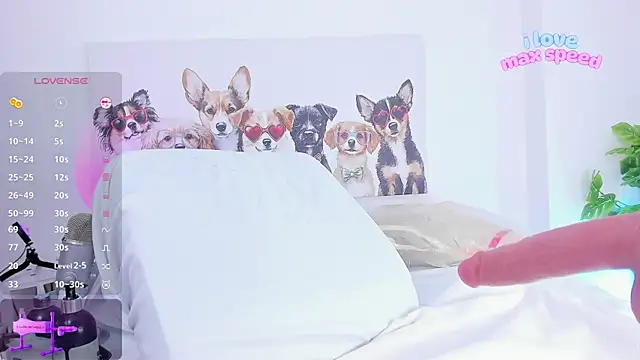 melly col online show from 8, 10, 2025