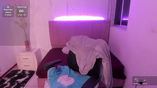 anna moon11 online show from 5, 12, 2025