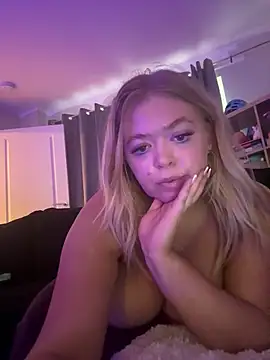 KaylaTrudi online show from 19, 10, 2025