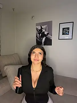 arieel  722 online show from 8, 7, 2026
