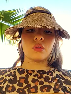 Natasanz online show from 22, 12, 2025