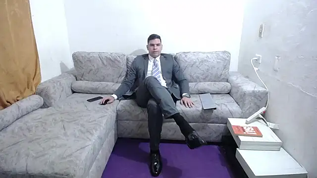 Victor Maitland online show from 8, 5, 2026