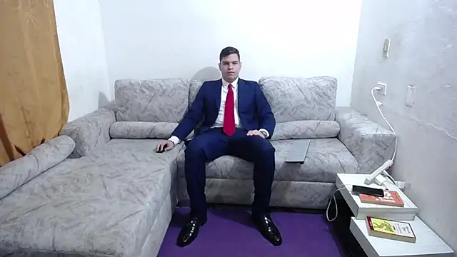 Victor Maitland online show from 17, 5, 2026