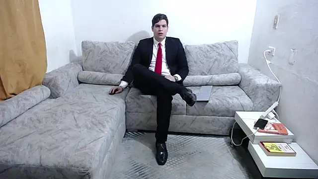 Victor Maitland online show from 31, 7, 2026