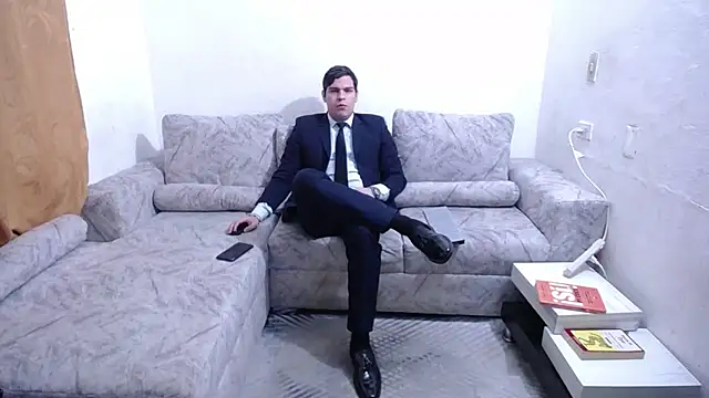 Victor Maitland online show from 3, 8, 2026