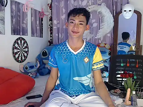 good boy in bed online show from 3, 10, 2025