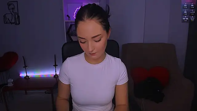 Snapshot of miki-niki chatting on 14, 11, 2025 miki-niki online show from 14, 11, 2025