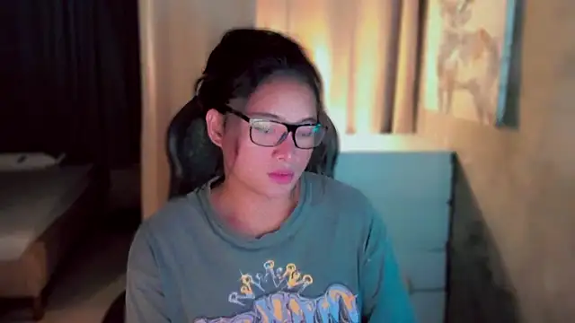 Snapshot of kaicromwell_ chatting on 19, 9, 2025 kaicromwell online show from 19, 9, 2025