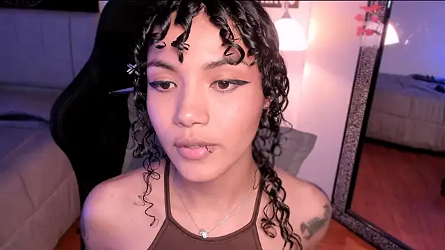 Snapshot of Nati____ chatting on 16, 10, 2025 Nati online show from 16, 10, 2025