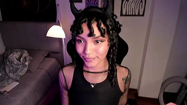 Snapshot of Nati____ chatting on 1, 11, 2025 Nati online show from 1, 11, 2025