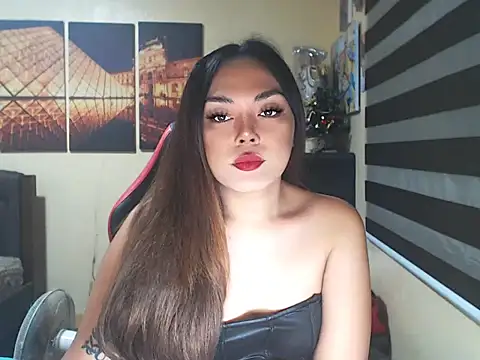 Snapshot of amorPOWERS21X chatting on 21, 11, 2025 amorPOWERS21X online show from 21, 11, 2025