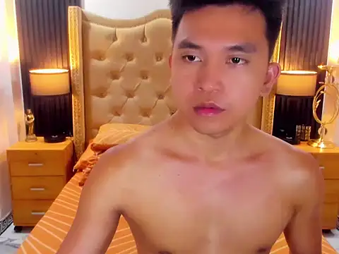 Snapshot of KingMateoGrey chatting on 7, 4, 2026 KingMateoGrey online show from 7, 4, 2026