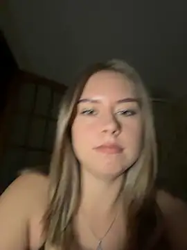 Tomyris yuki online show from 19, 11, 2025