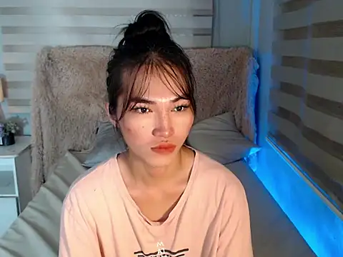 Snapshot of lovelychanel69xx chatting on 28, 9, 2025 lovelychanel69xx online show from 28, 9, 2025