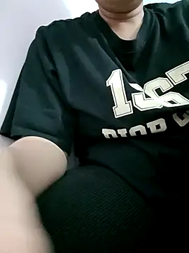 Snapshot of Yoo_j chatting on 16, 11, 2025 Yoo j online show from 16, 11, 2025