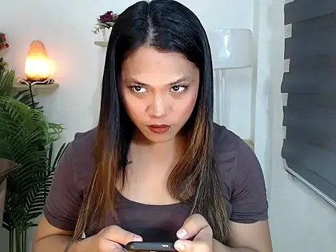 Snapshot of scarlett_brownx69 chatting on 22, 4, 2026 scarlett brownx69 online show from 22, 4, 2026