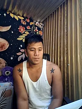 Snapshot of mr_dave chatting on 20, 12, 2025 mr dave online show from 20, 12, 2025