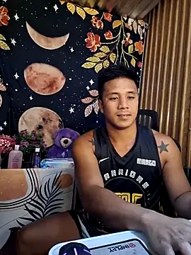 Snapshot of mr_dave chatting on 20, 12, 2025 mr dave online show from 20, 12, 2025