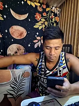 Snapshot of mr_dave chatting on 21, 12, 2025 mr dave online show from 21, 12, 2025