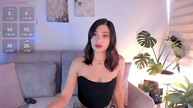 Estrer collins online show from 11, 3, 2026