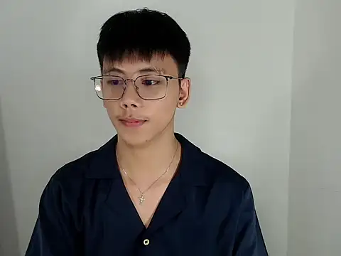 Snapshot of ynotyu chatting on 22, 12, 2025 ynotyu online show from 22, 12, 2025