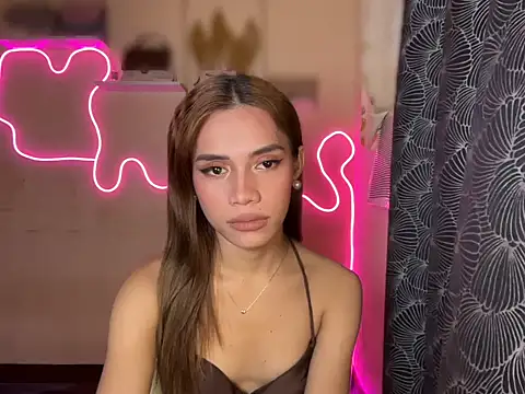 Lovelynikki03 online show from 28, 9, 2025