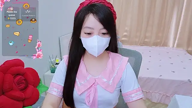 Snapshot of -MinaYoung- chatting on 14, 10, 2025 -MinaYoung- online show from 14, 10, 2025