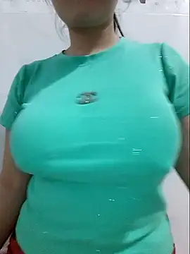 Snapshot of Shiny_Babe chatting on 15, 1, 2026 Shiny Babe online show from 15, 1, 2026