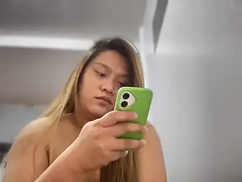 Snapshot of scarletx chatting on 4, 2, 2026 scarletx online show from 4, 2, 2026