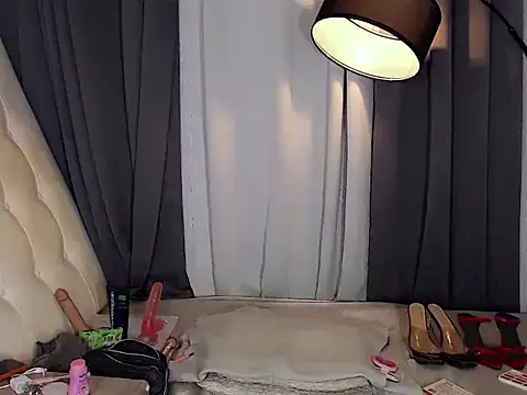 Foxxy Barbie online show from 1, 8, 2026