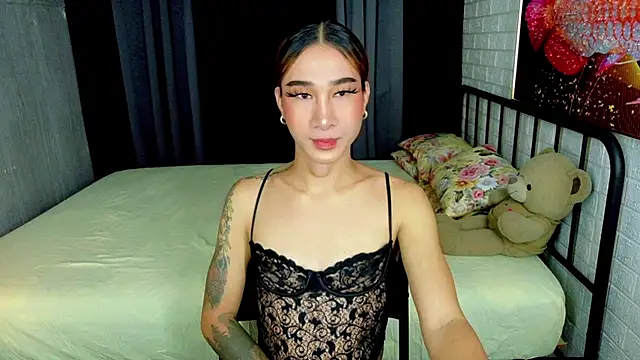 TRANSGODDESSA online show from 5, 10, 2025