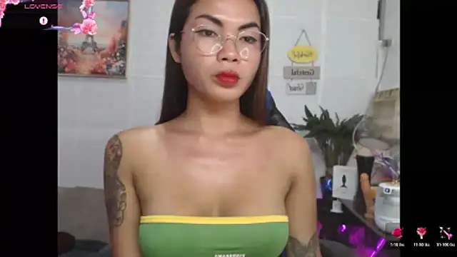 lucyheart777 online show from 13, 5, 2026
