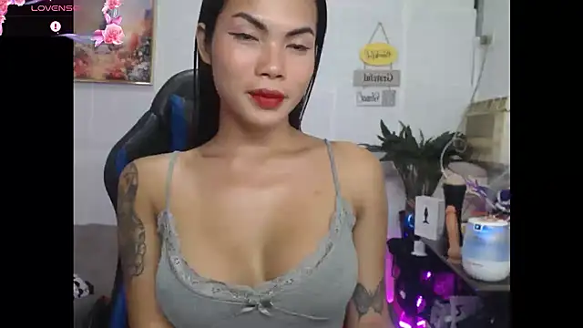 lucyheart777 online show from 14, 5, 2026