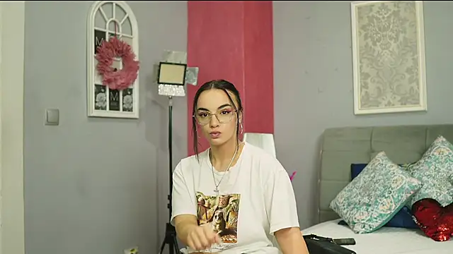 ScarletVex online show from 10, 6, 2026