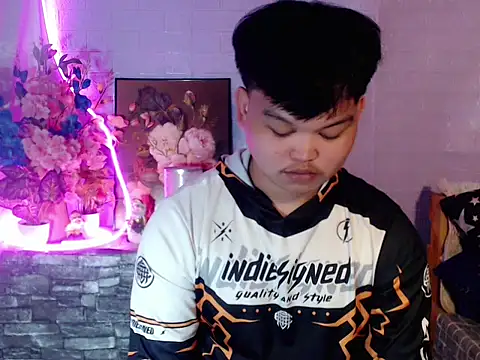 Reynelcock online show from 20, 5, 2026