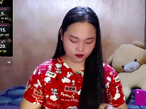  Lylia online show from 4, 6, 2026