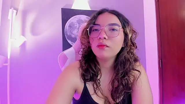 AliceCamxxx online show from 9, 9, 2025